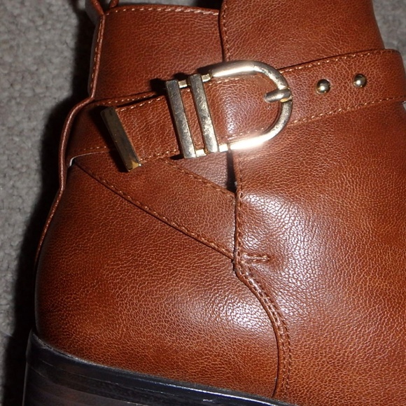 Kellie and Katie leather booties - Picture 3 of 5